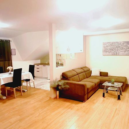 Apartman Petra 제보크 외부 사진